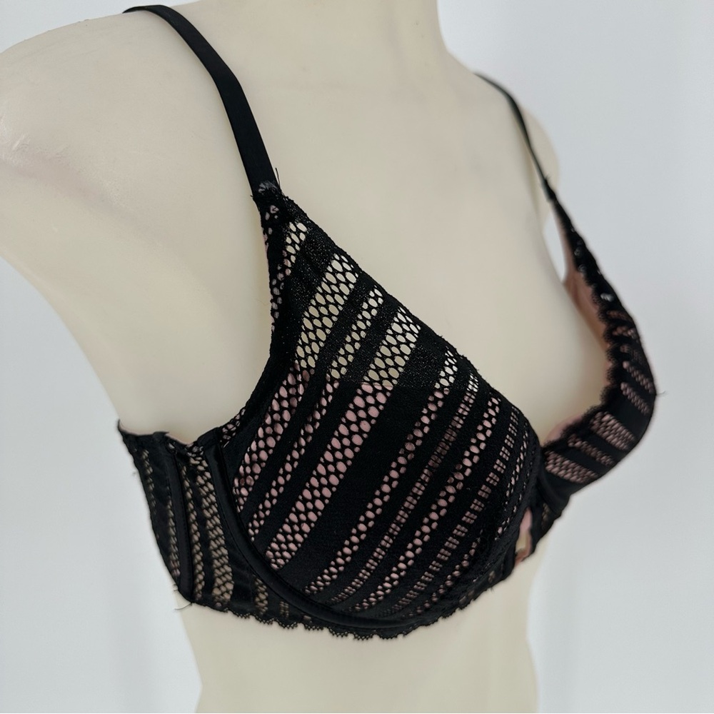 Victoria's Secret Sz 32D Bra Pink Black Sheer Lace Underwire Padded Line…